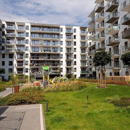 Easy & Comfortable, With Balcony, Very Close To The Center Varsovia Exterior foto